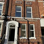 1 - The Crescent بيت للعطل