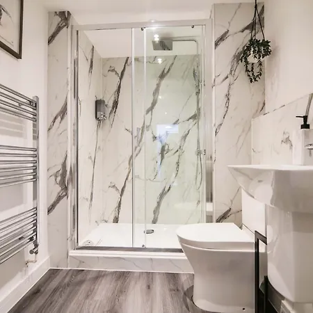 1 - The Crescent * 요크