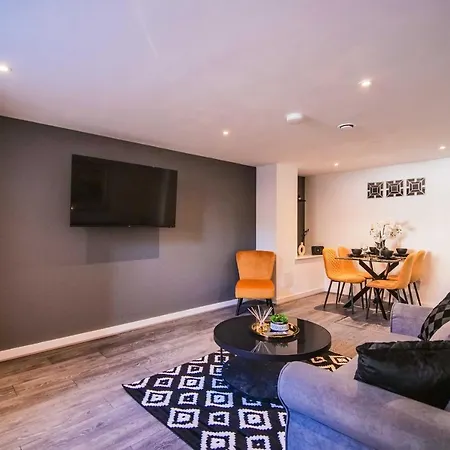 1 - The Crescent York